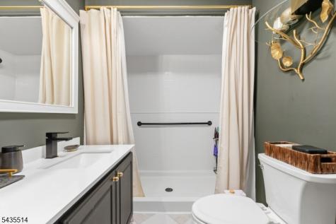 25 Fells Manor Road Caldwell Boro NJ 07006