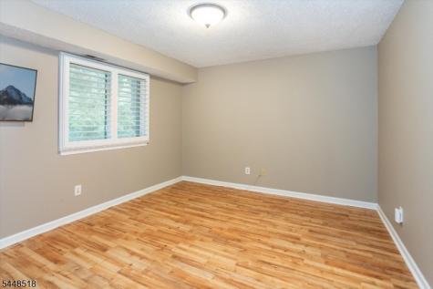 141 Woods Edge Drive Roxbury NJ 07876