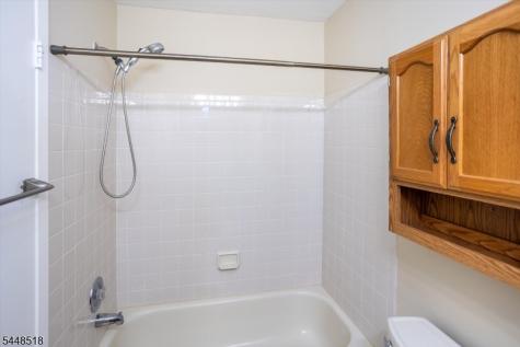 141 Woods Edge Drive Roxbury NJ 07876