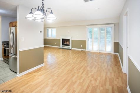 141 Woods Edge Drive Roxbury NJ 07876