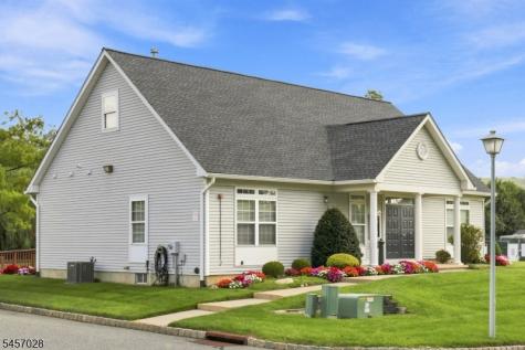 64 Dayton Court Independence NJ 07840