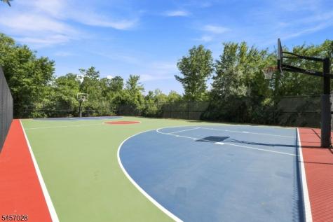 64 Dayton Court Independence NJ 07840