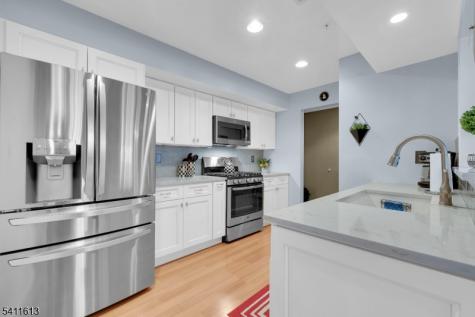 64 Dayton Court Independence NJ 07840