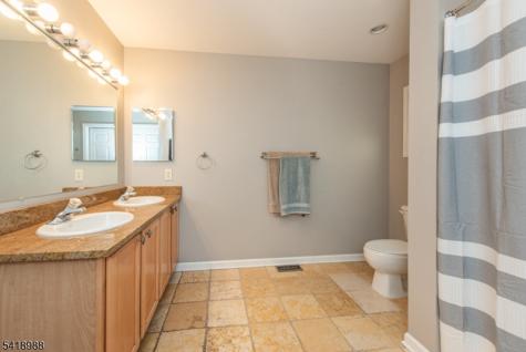 91 Roseland Avenue Caldwell Boro NJ 07006