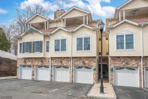 91 Roseland Avenue Caldwell Boro NJ 07006