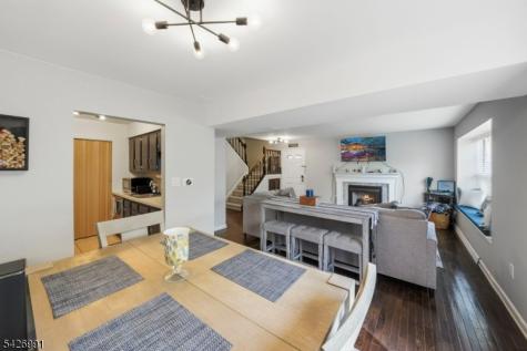 95 Almond Drive Franklin NJ 08873