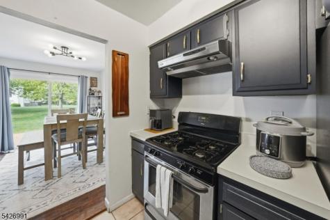 95 Almond Drive Franklin NJ 08873