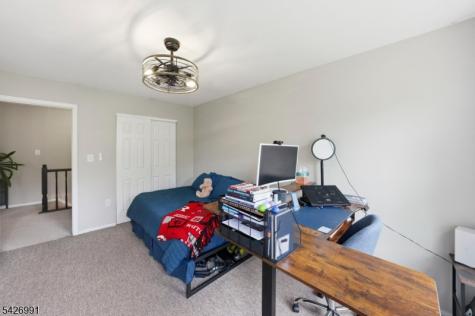 95 Almond Drive Franklin NJ 08873