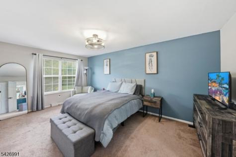 95 Almond Drive Franklin NJ 08873