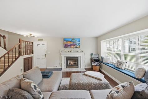 95 Almond Drive Franklin NJ 08873