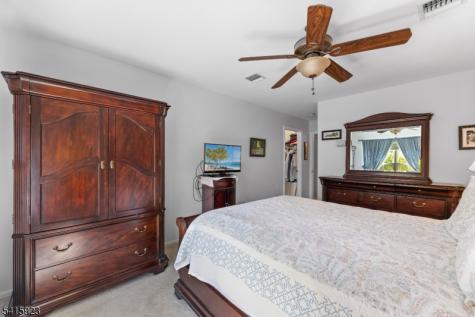 28 Garfield Way Montgomery NJ 08540