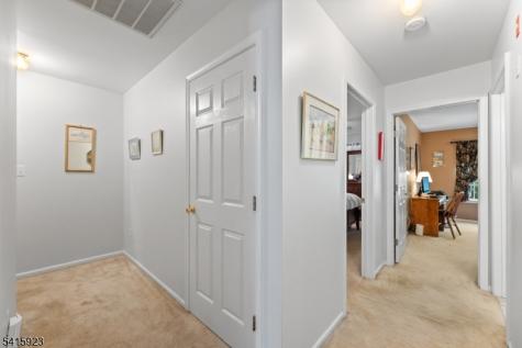 28 Garfield Way Montgomery NJ 08540