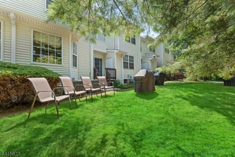 28 Garfield Way Montgomery NJ 08540