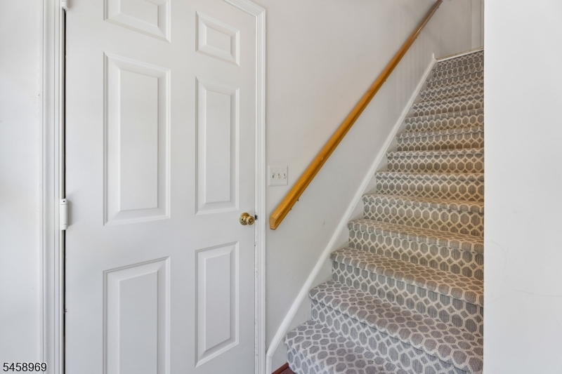 7 Davenport Place Morris NJ 07960