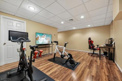 80 Lexington Lane Wayne NJ 07470
