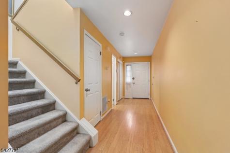 80 Lexington Lane Wayne NJ 07470