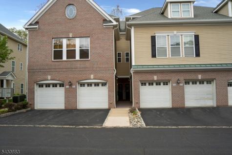 804 River Place Butler NJ 07405