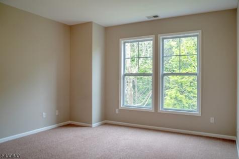 804 River Place Butler NJ 07405