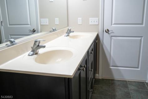 804 River Place Butler NJ 07405