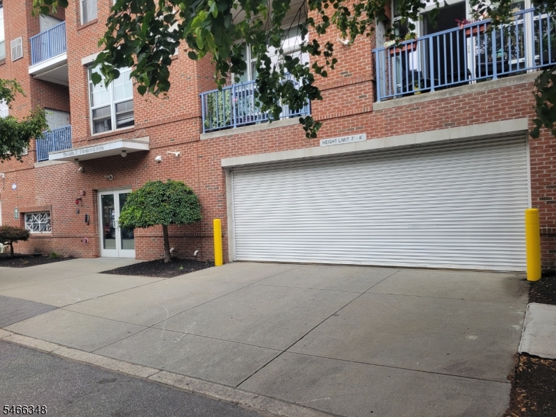 3 Greenwich Drive Jersey City NJ 07305
