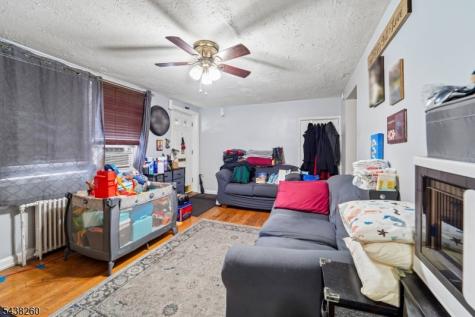 1705 Wood Avenue Roselle NJ 07203