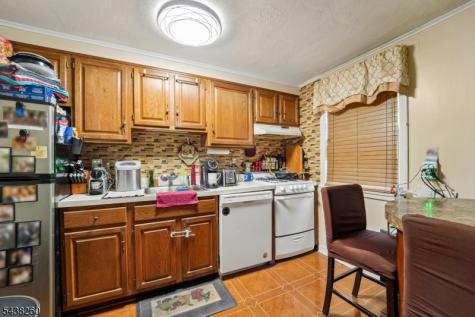 1705 Wood Avenue Roselle NJ 07203