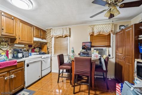 1705 Wood Avenue Roselle NJ 07203