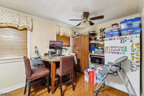 1705 Wood Avenue Roselle NJ 07203
