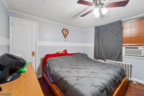 1705 Wood Avenue Roselle NJ 07203
