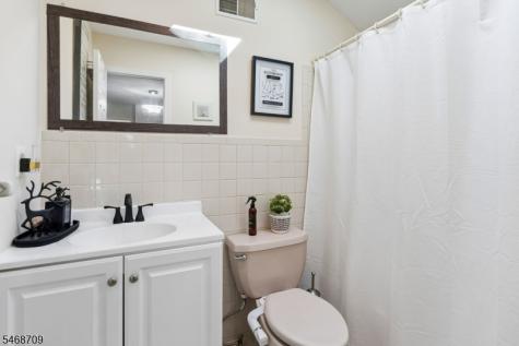 228 Clarken Drive West Orange NJ 07052