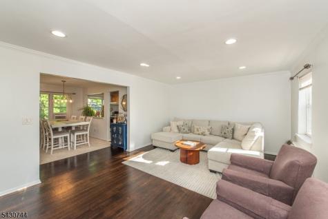 15 Wedgewood Drive Verona NJ 07044