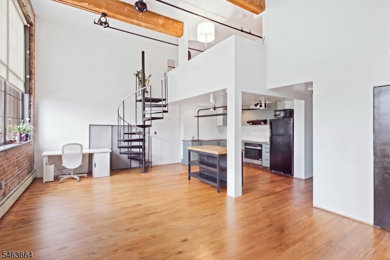 366 Trenton Avenue Paterson NJ 07503