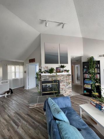 11 Windsor Court Hardyston NJ 07419