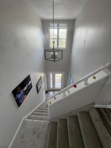 11 Windsor Court Hardyston NJ 07419