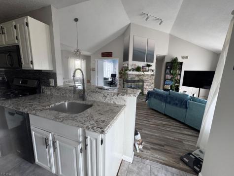 11 Windsor Court Hardyston NJ 07419