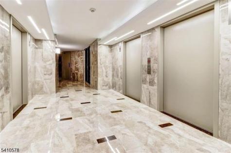 2208 Harmon Cove Tower Secaucus NJ 07094