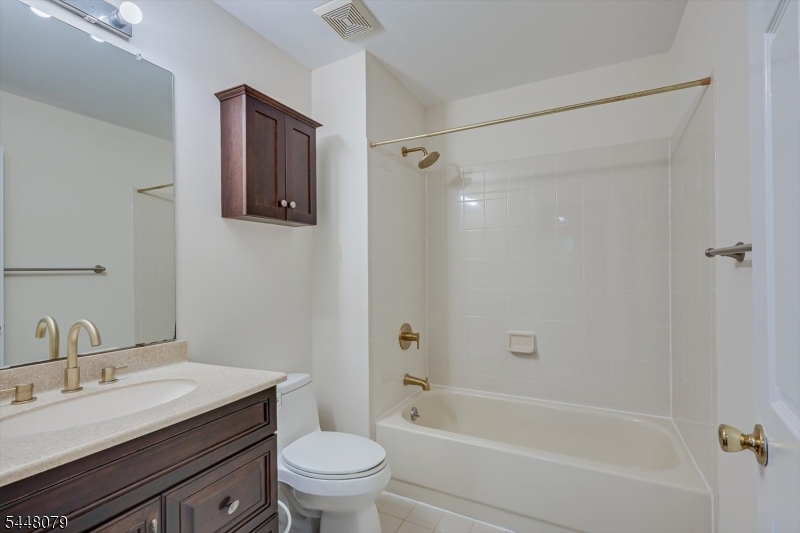 15 Allison Court South Brunswick NJ 08852