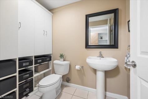 52 Henry Court Mount Arlington NJ 07856