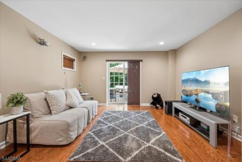 52 Henry Court Mount Arlington NJ 07856