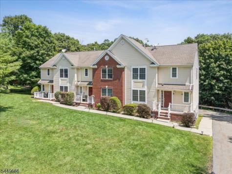 52 Henry Court Mount Arlington NJ 07856