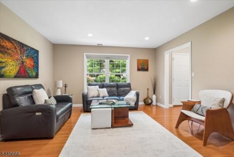 52 Henry Court Mount Arlington NJ 07856