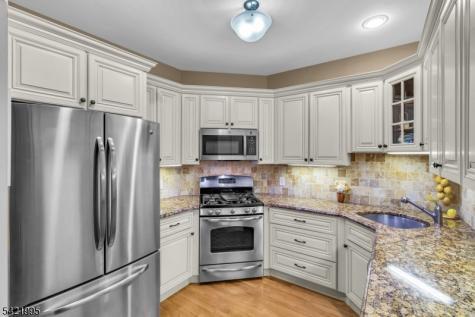 58 Brooklake Road Unit 21 Florham Park NJ 07932