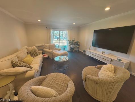 806 Eves Drive Hillsborough NJ 08844