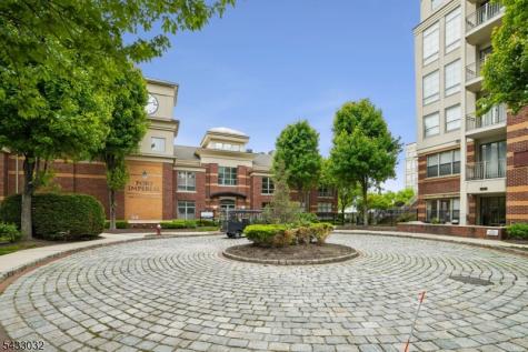 24 Ave At Port Imperial West New York NJ 07093