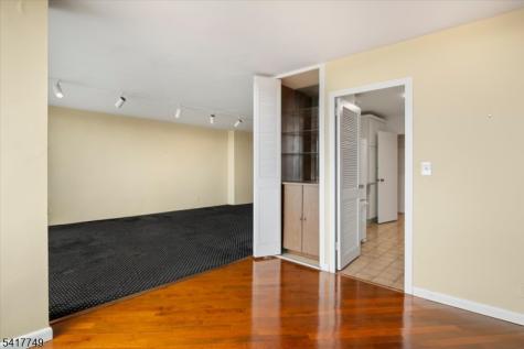 1 Claridge Drive Verona NJ 07044