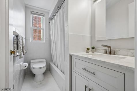 10 Crestmont Road 5j Montclair NJ 07042