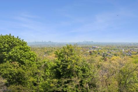 10 Crestmont Road 5j Montclair NJ 07042
