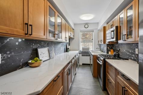 10 Crestmont Road 5j Montclair NJ 07042