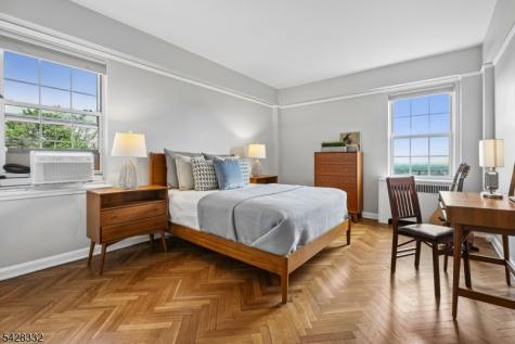 10 Crestmont Road 5j Montclair NJ 07042