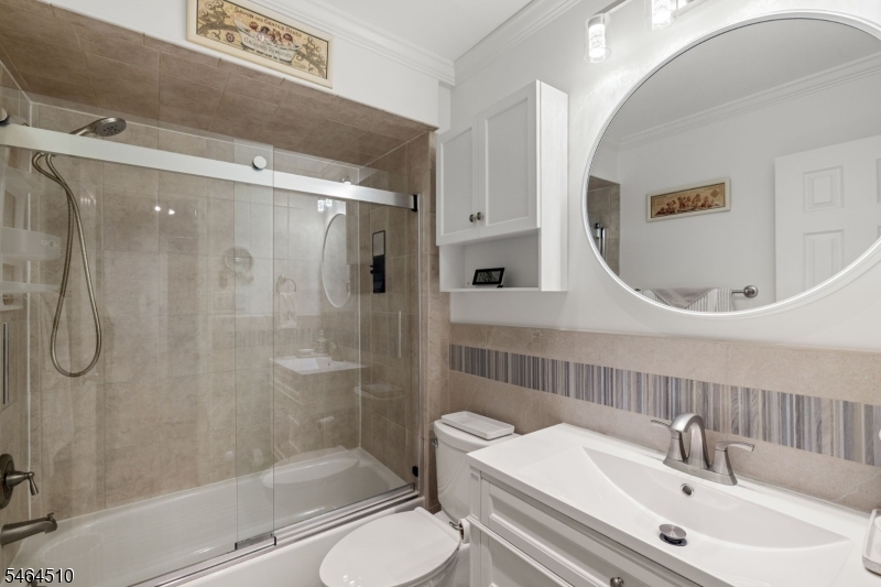 34 Bayberry Court Hillsborough NJ 08844